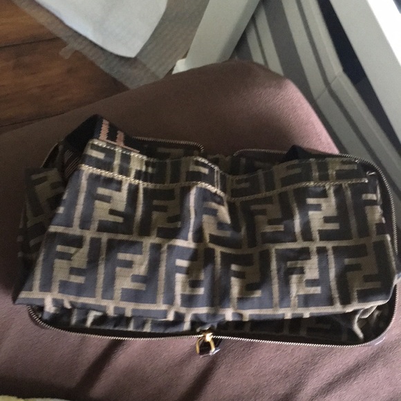 Fendi Roma Shopper Tote - Picture 6 of 7